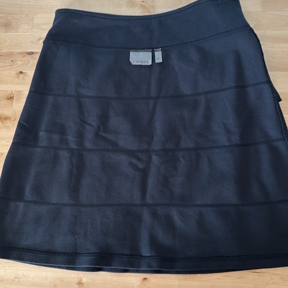 Athleta Strata Skirt Small Black A-line Stretch 2 Zippered Pockets - Picture 10 of 10